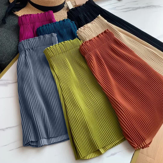 Seluar Pendek Wanita Pleated Casual Korean Style – XL size